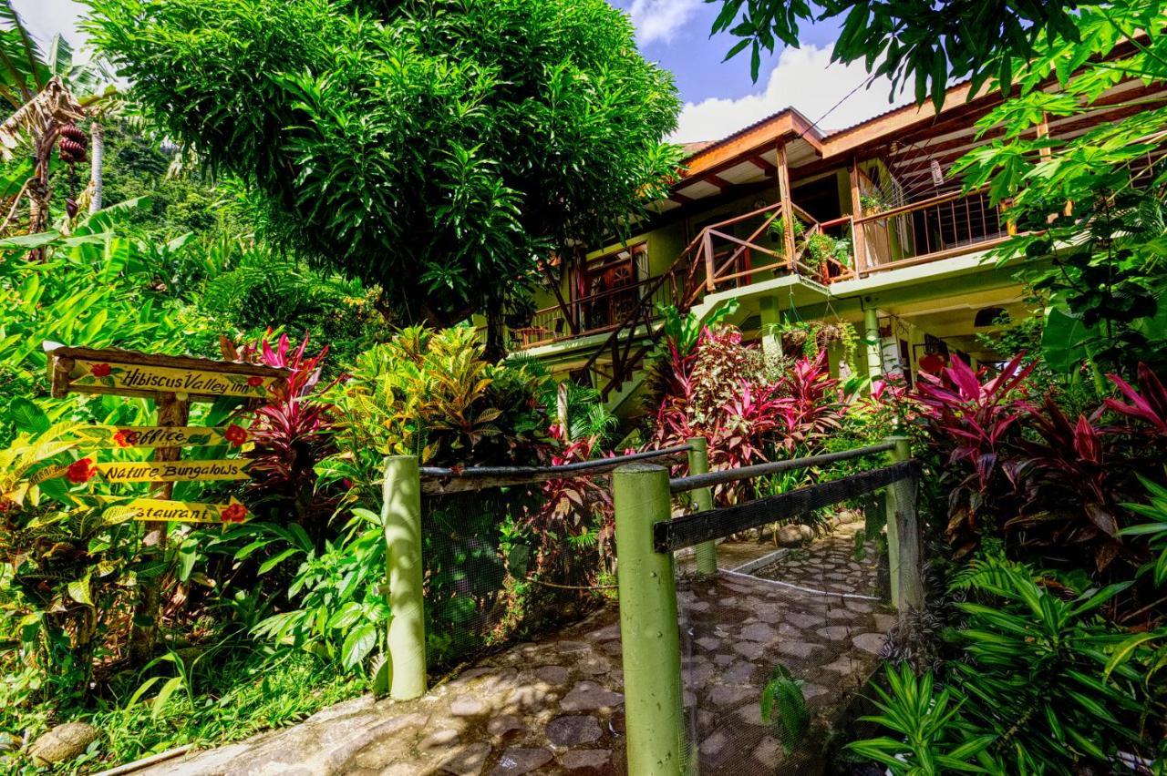 Hibiscus Valley Inn Marigot ภายนอก รูปภาพ