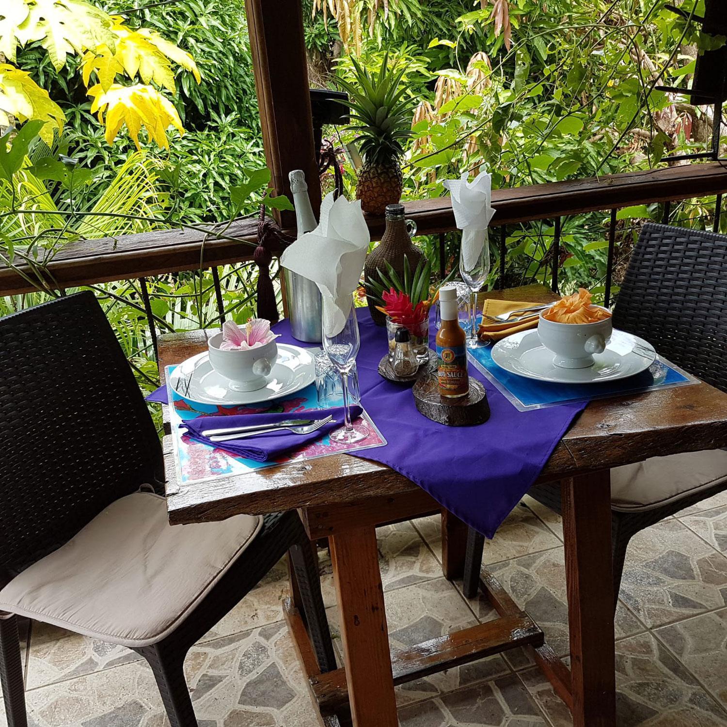 Hibiscus Valley Inn Marigot ภายนอก รูปภาพ